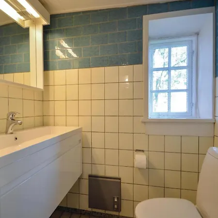 Three-bedroom Holiday In