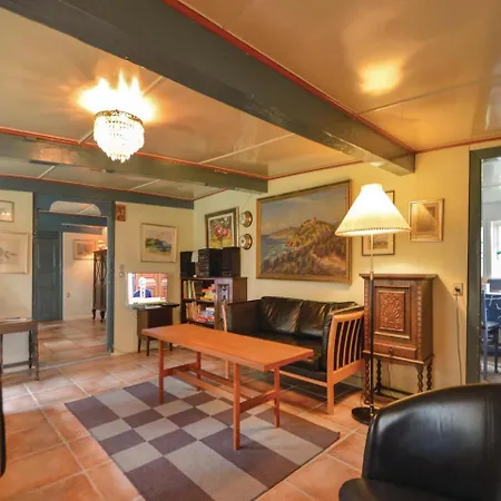 Three-bedroom Holiday In Vakantiehuis *